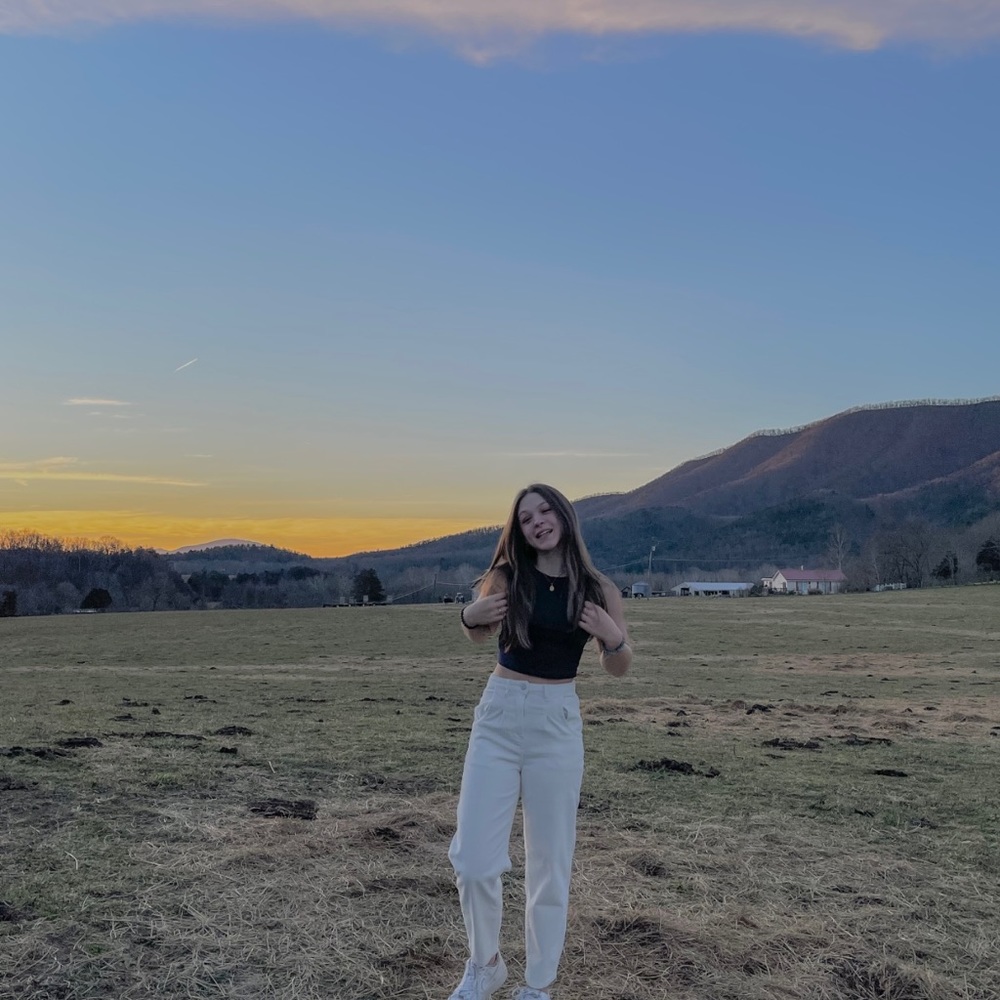 Meet your Posher, Caroline